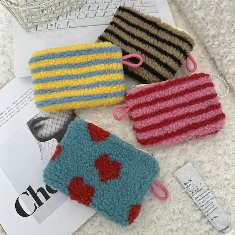 Heart Printed Cute Small Lipstick Cosmetic Bag Travel Makeup Organizer Toiletry Storage Bag Pouch Card Holder Purse Bags